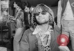 Immagine di Hippies sfilata di moda Londra Inghilterra Regno Unito, 1967, secondo 13 filmato di repertorio 65675043034