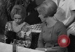 Immagine di Gorilla gemelli Germania, 1967, secondo 5 filmato di repertorio 65675043036