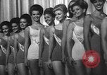 Immagine di Concorso di bellezza Atlantic City New Jersey USA, 1967, secondo 19 filmato di repertorio 65675043037
