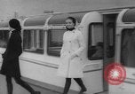 Standbild Schuleze Varell Winter Kollektion Hamburg Deutschland, 1967, aus Sekunde 6 historischem Filmmaterial Videoclip 65675043042