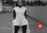 Standbild Schuleze Varell Winter Kollektion Hamburg Deutschland, 1967, aus Sekunde 15 historischem Filmmaterial Videoclip 65675043042