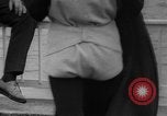 Standbild Schuleze Varell Winter Kollektion Hamburg Deutschland, 1967, aus Sekunde 27 historischem Filmmaterial Videoclip 65675043042