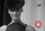 Standbild Schuleze Varell Winter Kollektion Hamburg Deutschland, 1967, aus Sekunde 46 historischem Filmmaterial Videoclip 65675043042