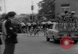 Standbild Eddie Merckx gewinnt World Bicycle Meisterschaft Holland Niederlande, 1967, aus Sekunde 32 historischem Filmmaterial Videoclip 65675043043