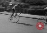 Standbild Eddie Merckx gewinnt World Bicycle Meisterschaft Holland Niederlande, 1967, aus Sekunde 37 historischem Filmmaterial Videoclip 65675043043