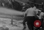 Immagine di La compagnia petrolifera magazzino sotto il fuoco San Juan Portorico, 1967, secondo 19 filmato di repertorio 65675043046