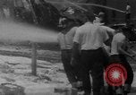 Immagine di La compagnia petrolifera magazzino sotto il fuoco San Juan Portorico, 1967, secondo 20 filmato di repertorio 65675043046