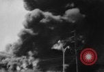 Immagine di La compagnia petrolifera magazzino sotto il fuoco San Juan Portorico, 1967, secondo 37 filmato di repertorio 65675043046