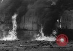 Immagine di La compagnia petrolifera magazzino sotto il fuoco San Juan Portorico, 1967, secondo 40 filmato di repertorio 65675043046