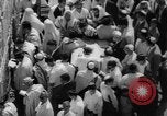 Immagine di Jewish Nuovo Anno al Muro Occidentale Gerusalemme Palestina, 1967, secondo 15 filmato di repertorio 65675043048