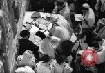Immagine di Jewish Nuovo Anno al Muro Occidentale Gerusalemme Palestina, 1967, secondo 19 filmato di repertorio 65675043048