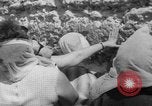 Immagine di Jewish Nuovo Anno al Muro Occidentale Gerusalemme Palestina, 1967, secondo 37 filmato di repertorio 65675043048