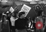 Standbild Hippies San Francisco California USA, 1967, aus Sekunde 20 historischem Filmmaterial Videoclip 65675043051