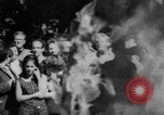 Standbild Hippies San Francisco California USA, 1967, aus Sekunde 39 historischem Filmmaterial Videoclip 65675043051