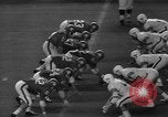 Standbild Fußballspiel Houston Texas USA, 1967, aus Sekunde 12 historischem Filmmaterial Videoclip 65675043052