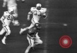 Standbild Fußballspiel Houston Texas USA, 1967, aus Sekunde 18 historischem Filmmaterial Videoclip 65675043052