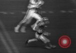 Standbild Fußballspiel Houston Texas USA, 1967, aus Sekunde 20 historischem Filmmaterial Videoclip 65675043052