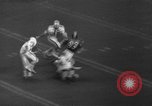 Standbild Fußballspiel Houston Texas USA, 1967, aus Sekunde 30 historischem Filmmaterial Videoclip 65675043052