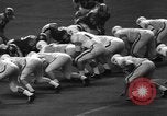 Standbild Fußballspiel Houston Texas USA, 1967, aus Sekunde 56 historischem Filmmaterial Videoclip 65675043052