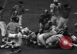 Standbild Fußballspiel Houston Texas USA, 1967, aus Sekunde 60 historischem Filmmaterial Videoclip 65675043052