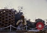 Standbild Snake Charmer Indien, 1956, aus Sekunde 34 historischem Filmmaterial Videoclip 65675043054