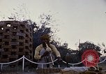 Standbild Snake Charmer Indien, 1956, aus Sekunde 37 historischem Filmmaterial Videoclip 65675043054