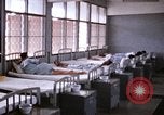 Standbild Drogenabhängiger Patienten Bangkok Thailand, 1980, aus Sekunde 1 historischem Filmmaterial Videoclip 65675043056