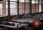 Standbild Drogenabhängiger Patienten Bangkok Thailand, 1980, aus Sekunde 13 historischem Filmmaterial Videoclip 65675043056
