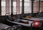Standbild Drogenabhängiger Patienten Bangkok Thailand, 1980, aus Sekunde 17 historischem Filmmaterial Videoclip 65675043056