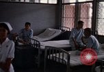 Standbild Drogenabhängiger Patienten Bangkok Thailand, 1980, aus Sekunde 26 historischem Filmmaterial Videoclip 65675043056