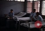 Standbild Drogenabhängiger Patienten Bangkok Thailand, 1980, aus Sekunde 31 historischem Filmmaterial Videoclip 65675043056