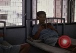 Standbild Drogenabhängiger Patienten Bangkok Thailand, 1980, aus Sekunde 38 historischem Filmmaterial Videoclip 65675043056