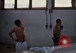 Standbild Drogenabhängiger Patienten Bangkok Thailand, 1980, aus Sekunde 55 historischem Filmmaterial Videoclip 65675043056