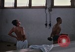 Standbild Drogenabhängiger Patienten Bangkok Thailand, 1980, aus Sekunde 56 historischem Filmmaterial Videoclip 65675043056