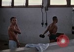 Standbild Drogenabhängiger Patienten Bangkok Thailand, 1980, aus Sekunde 59 historischem Filmmaterial Videoclip 65675043056