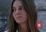 Standbild Gruppe von Hippies Kathmandu Nepal, 1969, aus Sekunde 45 historischem Filmmaterial Videoclip 65675043058