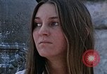 Standbild Gruppe von Hippies Kathmandu Nepal, 1969, aus Sekunde 46 historischem Filmmaterial Videoclip 65675043058