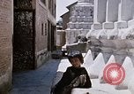 Standbild Swayambhunath Kathmandu Hill in den 1960er Jahren Kathmandu Nepal, 1969, aus Sekunde 30 historischem Filmmaterial Videoclip 65675043059