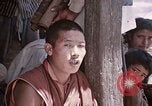 Standbild Swayambhunath Kathmandu Hill in den 1960er Jahren Kathmandu Nepal, 1969, aus Sekunde 46 historischem Filmmaterial Videoclip 65675043059