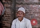 Standbild Swayambhunath Kathmandu Hill in den 1960er Jahren Kathmandu Nepal, 1969, aus Sekunde 57 historischem Filmmaterial Videoclip 65675043059
