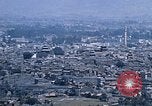 Standbild Gruppe von Hippies in Neapl Kathmandu Nepal, 1969, aus Sekunde 8 historischem Filmmaterial Videoclip 65675043060