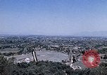 Standbild Gruppe von Hippies in Neapl Kathmandu Nepal, 1969, aus Sekunde 24 historischem Filmmaterial Videoclip 65675043060