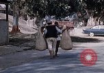 Standbild Gruppe von einheimischen Männern Kathmandu Nepal, 1969, aus Sekunde 20 historischem Filmmaterial Videoclip 65675043061