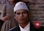 Standbild Local Menschen Kathmandu Nepal, 1969, aus Sekunde 49 historischem Filmmaterial Videoclip 65675043063