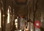 Immagine di India Gate Delhi India, 1970, secondo 21 filmato di repertorio 65675043070