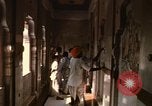 Immagine di India Gate Delhi India, 1970, secondo 22 filmato di repertorio 65675043070