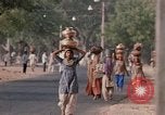 Immagine di Qutab Minar Delhi India, 1970, secondo 10 filmato di repertorio 65675043071
