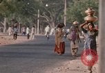 Immagine di Qutab Minar Delhi India, 1970, secondo 15 filmato di repertorio 65675043071