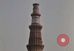 Immagine di Qutab Minar Delhi India, 1970, secondo 21 filmato di repertorio 65675043071