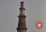 Immagine di Qutab Minar Delhi India, 1970, secondo 24 filmato di repertorio 65675043071